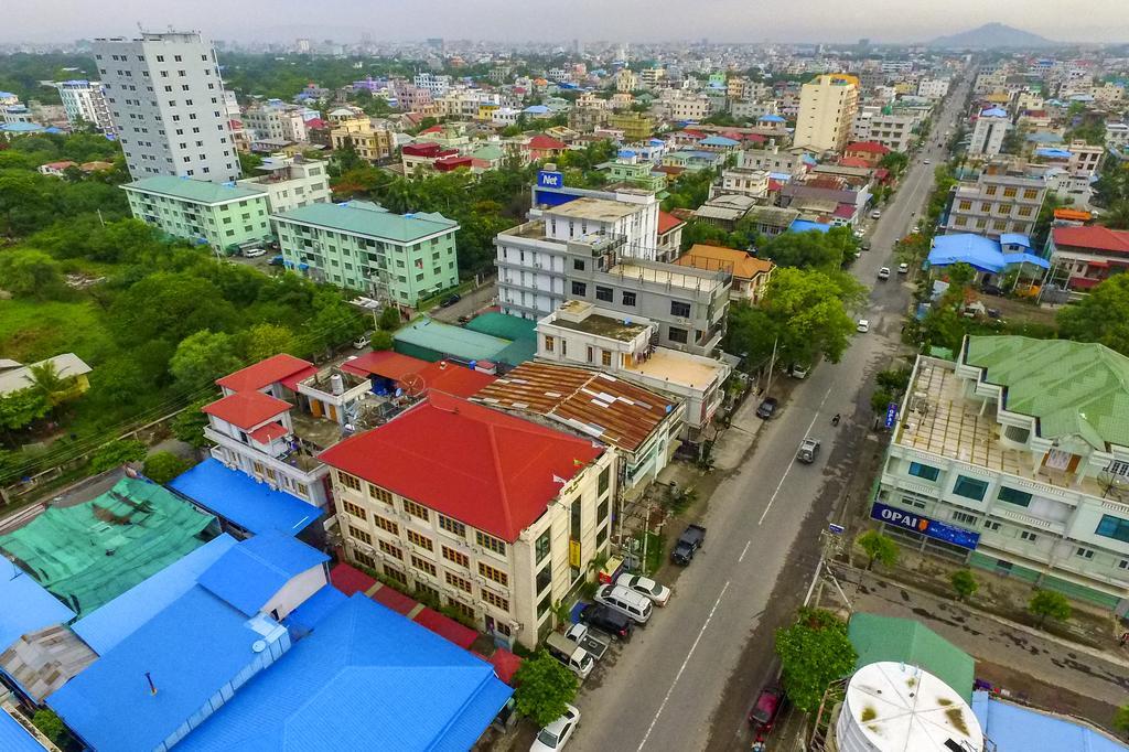 City Grand Hotel Mandalay Bagian luar foto