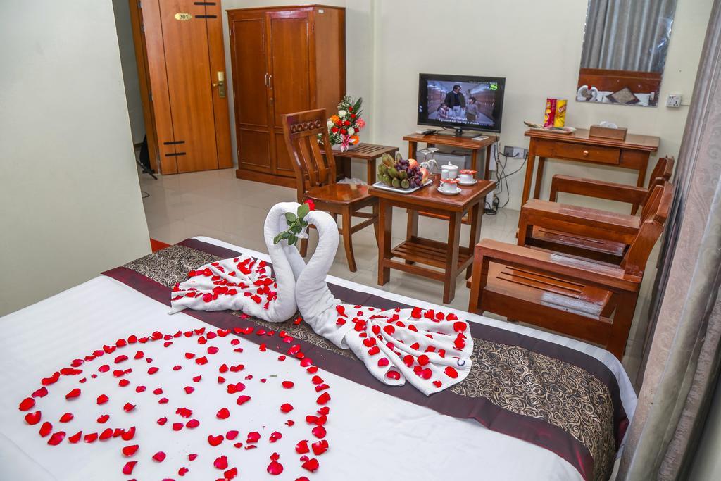 City Grand Hotel Mandalay Bagian luar foto