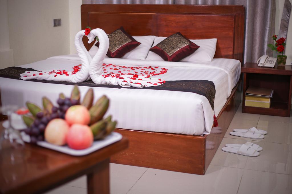 City Grand Hotel Mandalay Bagian luar foto