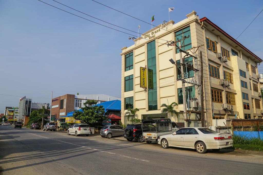 City Grand Hotel Mandalay Bagian luar foto