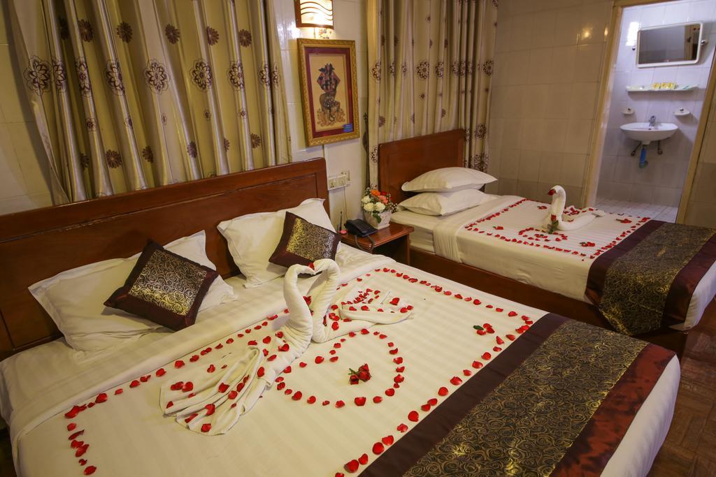 City Grand Hotel Mandalay Bagian luar foto