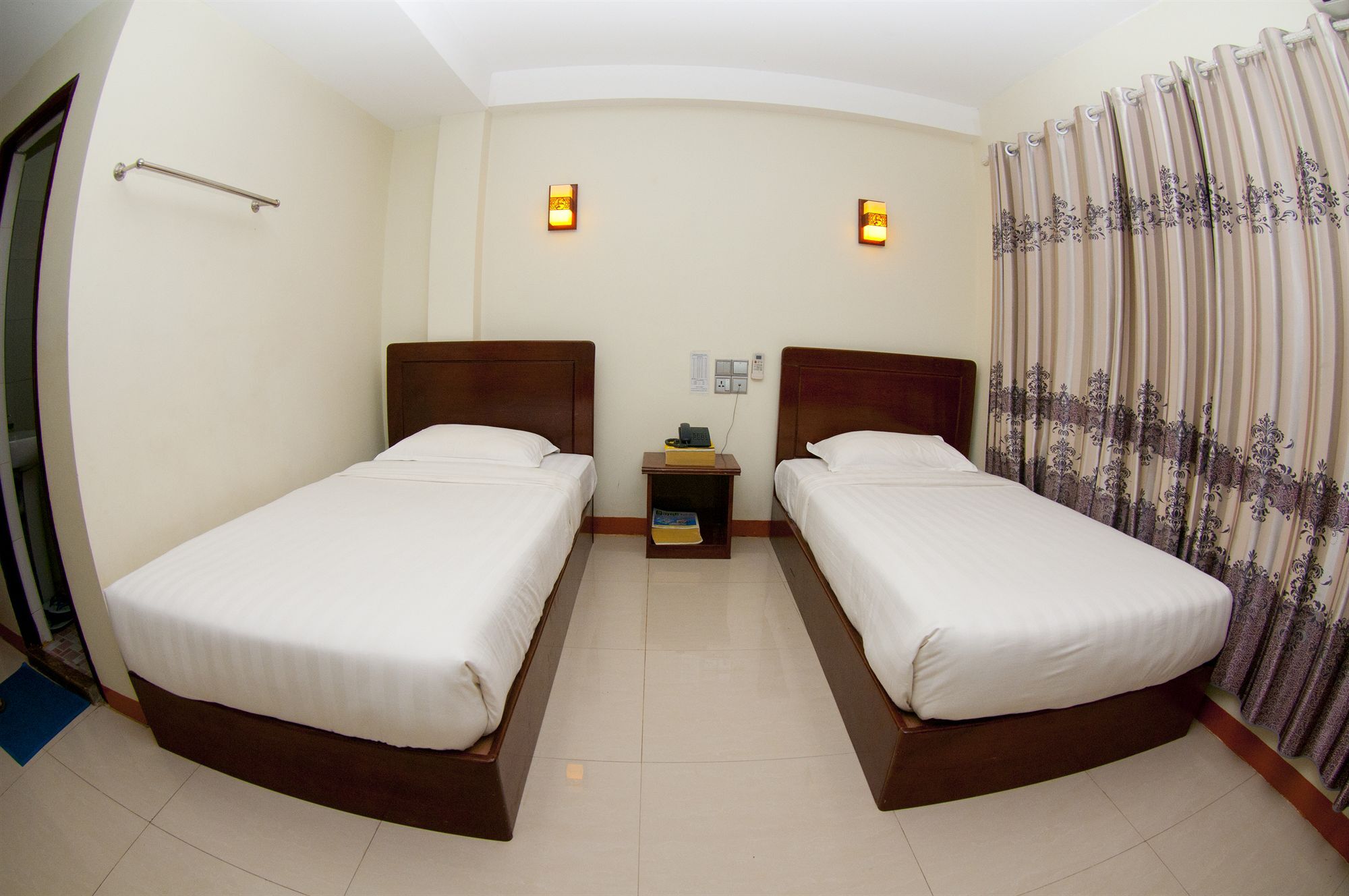 City Grand Hotel Mandalay Bagian luar foto